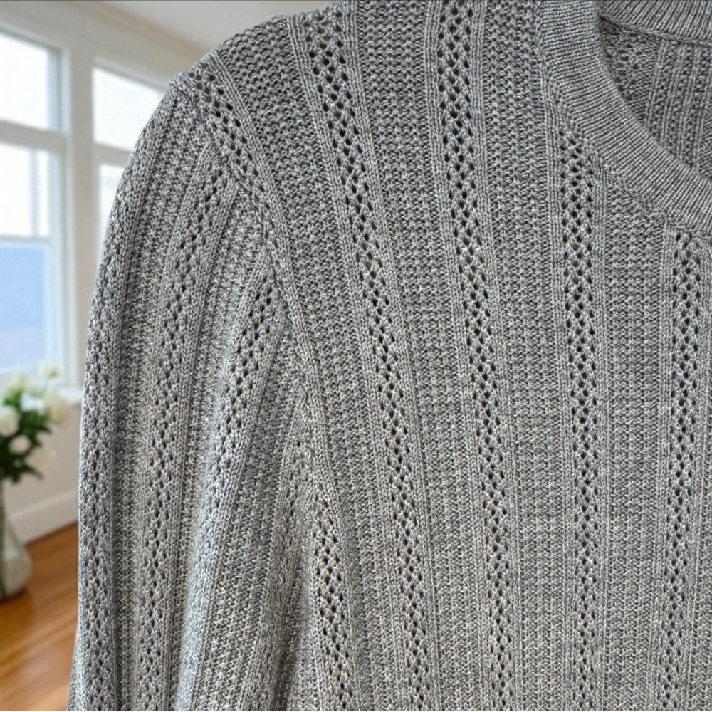Brooks Brothers Summer Light Gray Knit Sweater  LIKE NEW